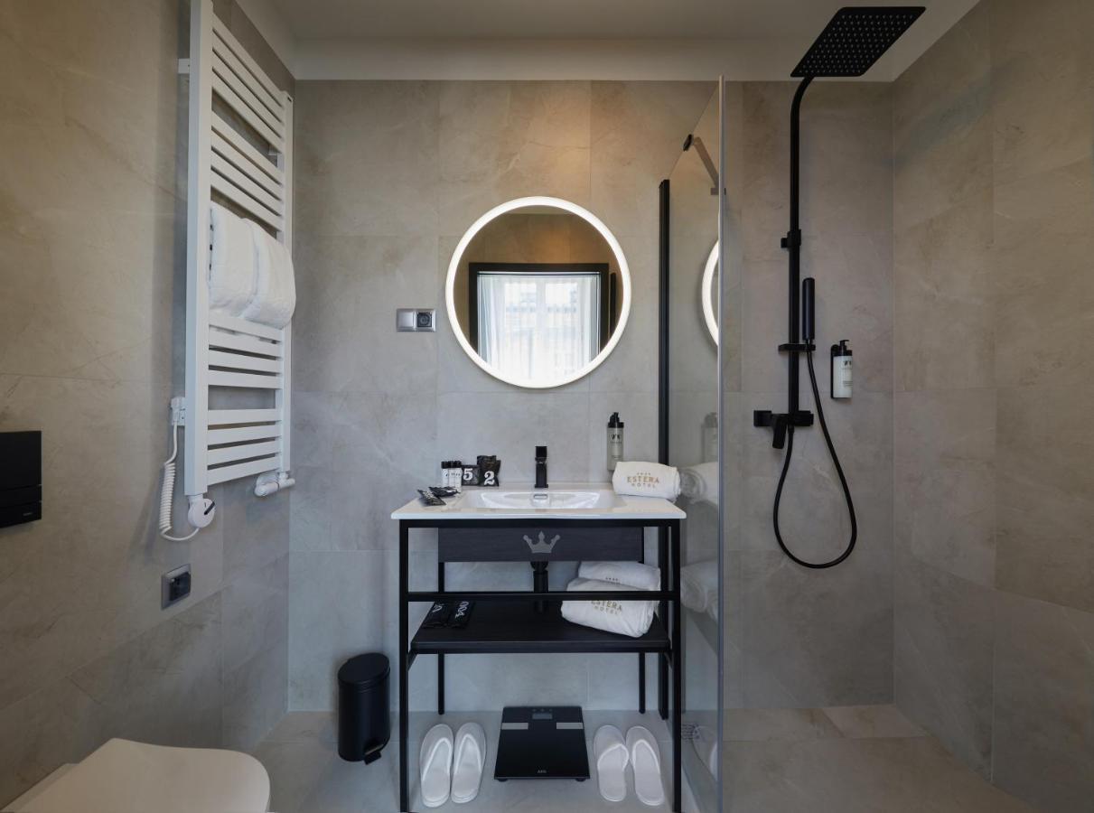 Estera 4* Krakow