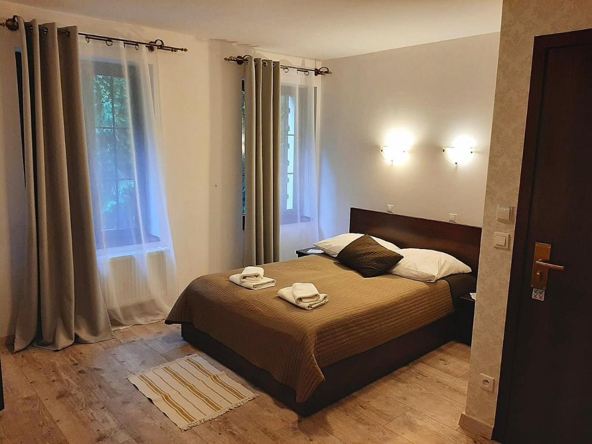 Dworek Zloty Rog I Restauracja 3* Krakau