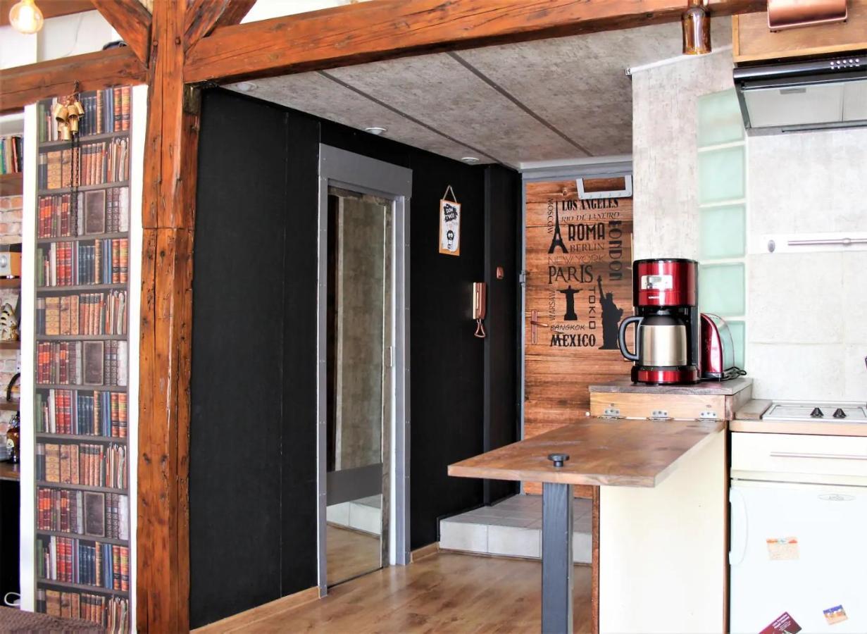 Privoffice4u Viking - Old Town, Main Square, Train Station Apartment