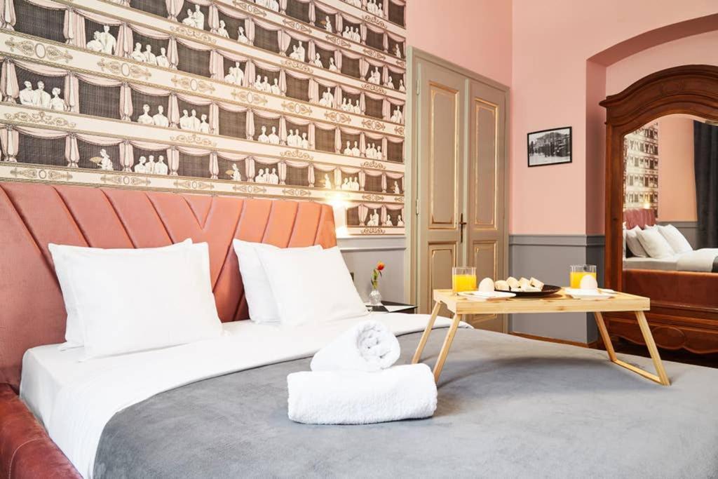 Househost Iii: Podbrzezie Street Apartment Krakow