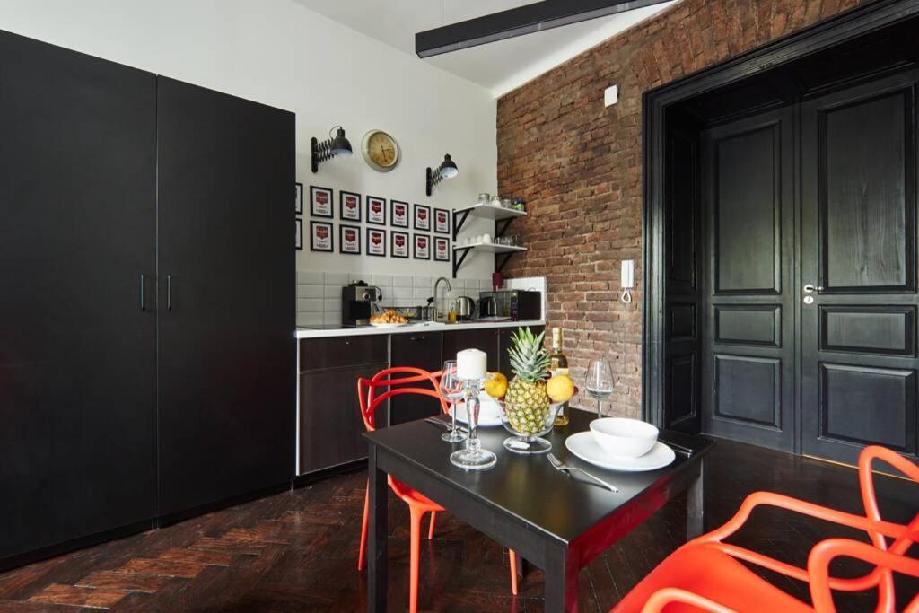 Apartment Unique Brick 1 - Old Town & Market Square Krakow