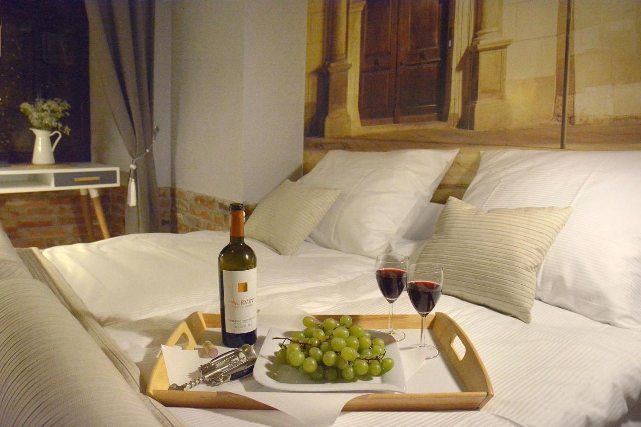 Mia . Old Town . Senacka Apartamento