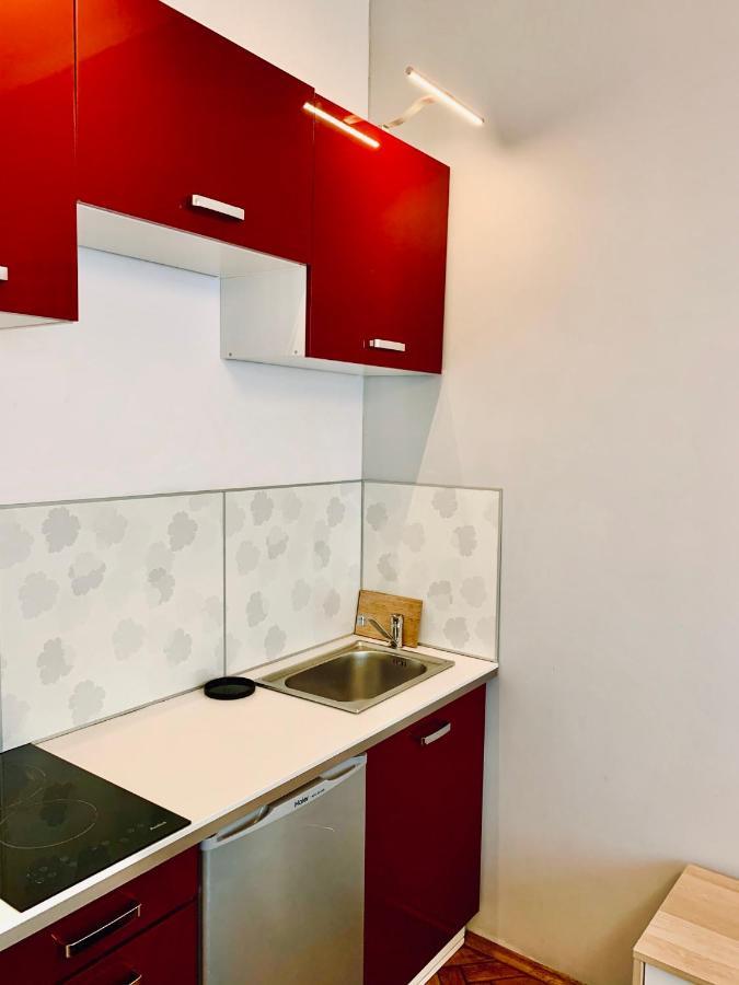 Appartement In Center *