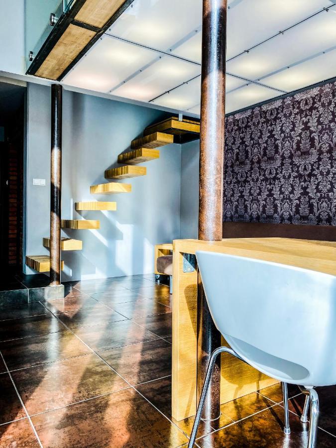 Apartamento Zwierzyniecka Lofts With Patio, Cracow Heart Old Town Cracóvia