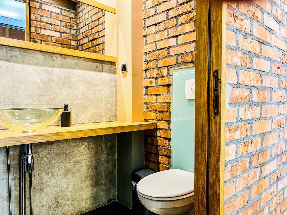 Apartamento Zwierzyniecka Lofts With Patio, Cracow Heart Old Town