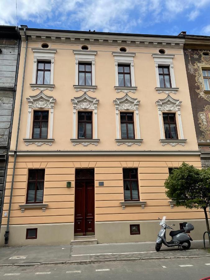 Aparthotel Arianska 16 By Nearto Pl Krakow