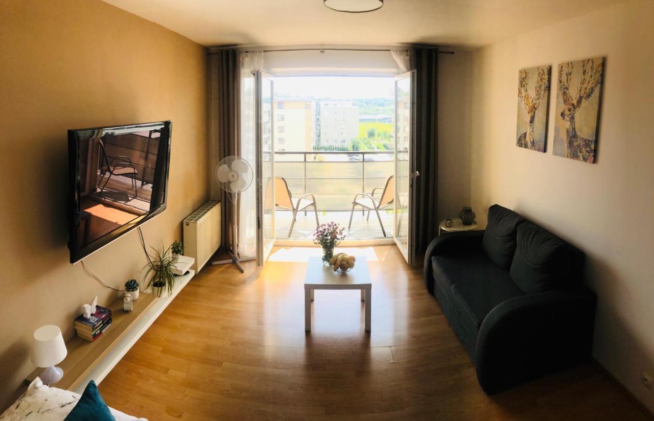 Apartment Bertom Czerwone Maki *