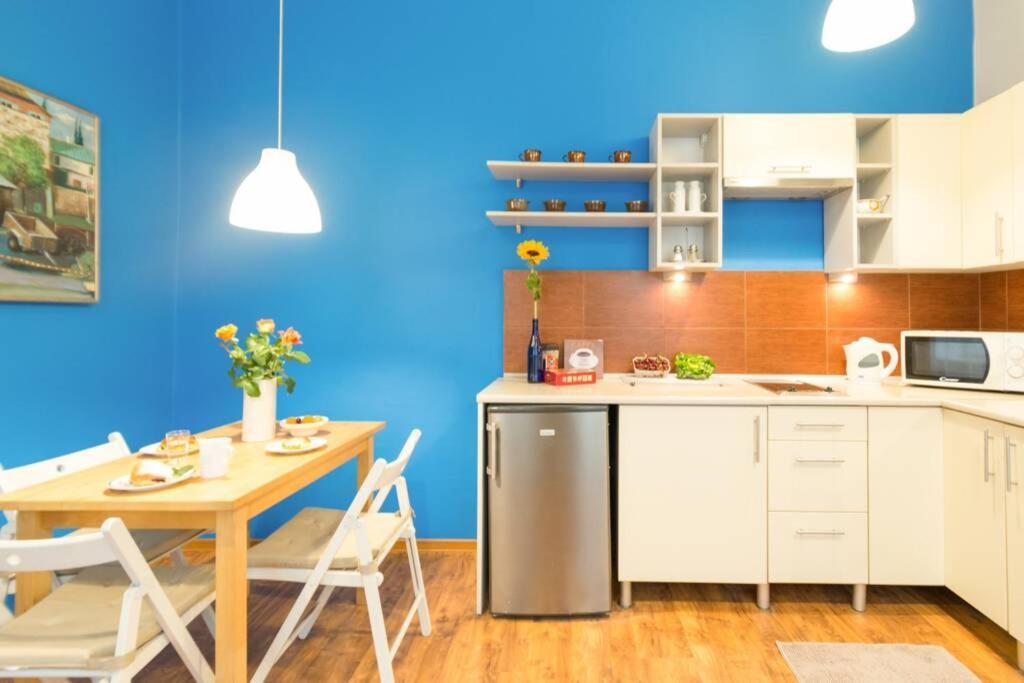 The Quiet Blue In The Center! Apartament *