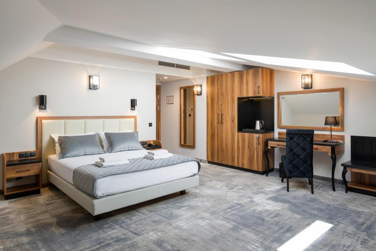 Hotel Sky