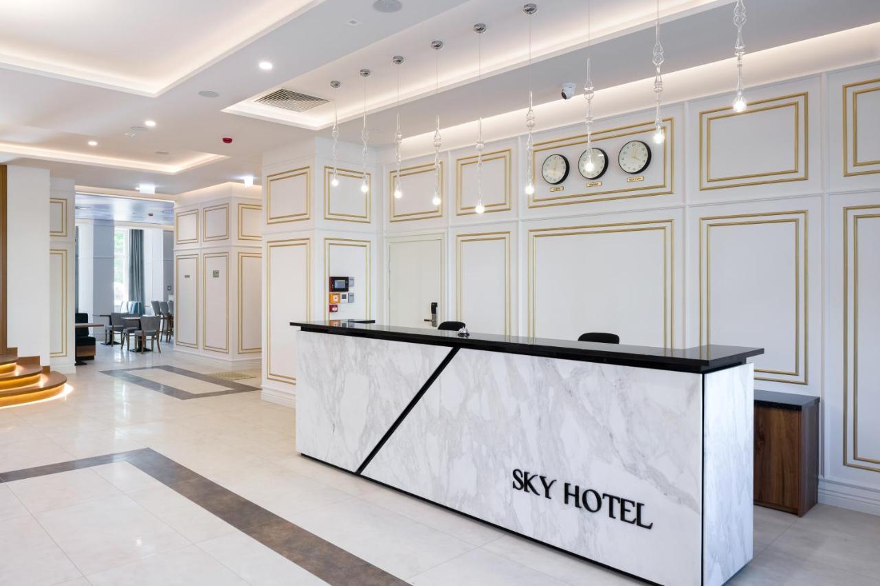 Sky Hotel 4*