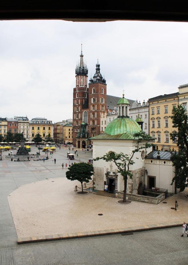 Main Square 18 View 2 Apartament Kraków
