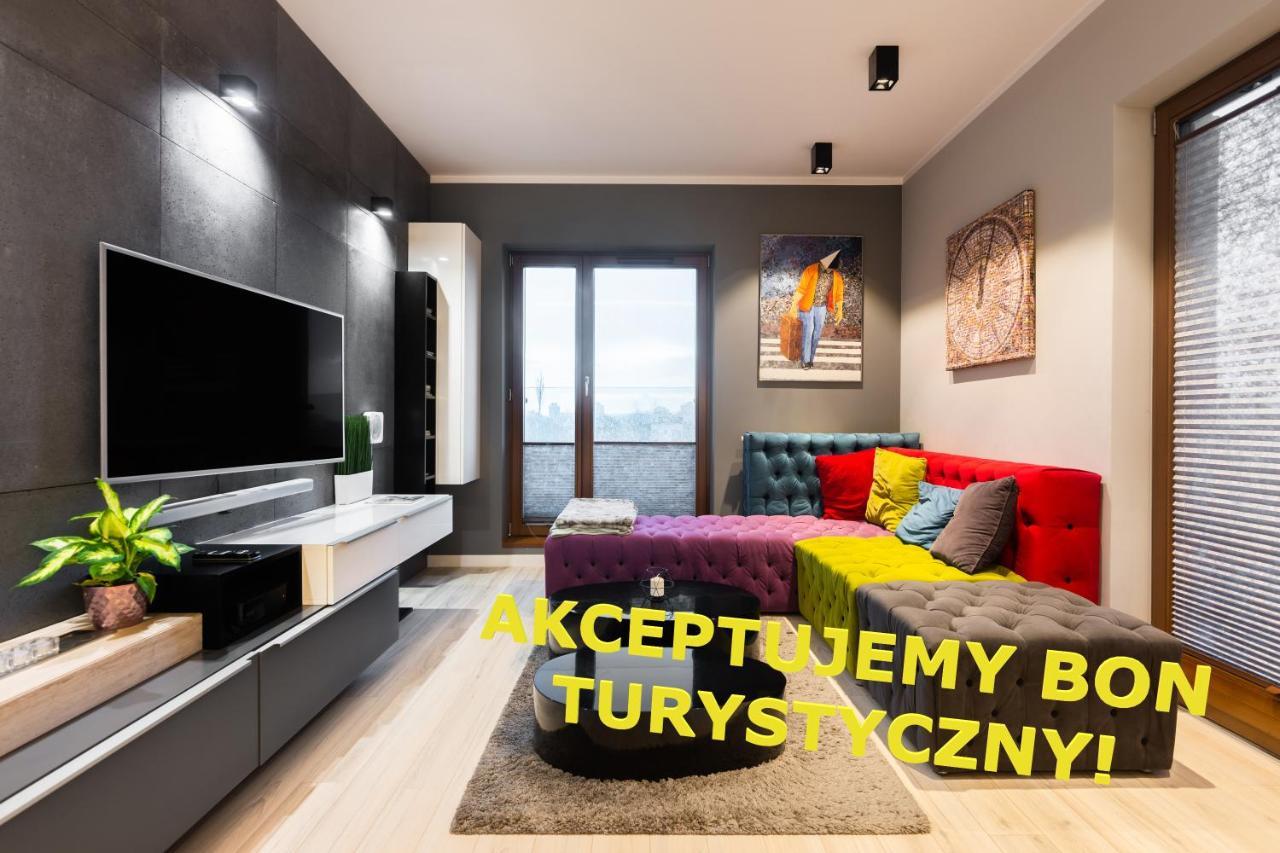 Elegant Business With Parking - By Upstairs Apartment Krakau