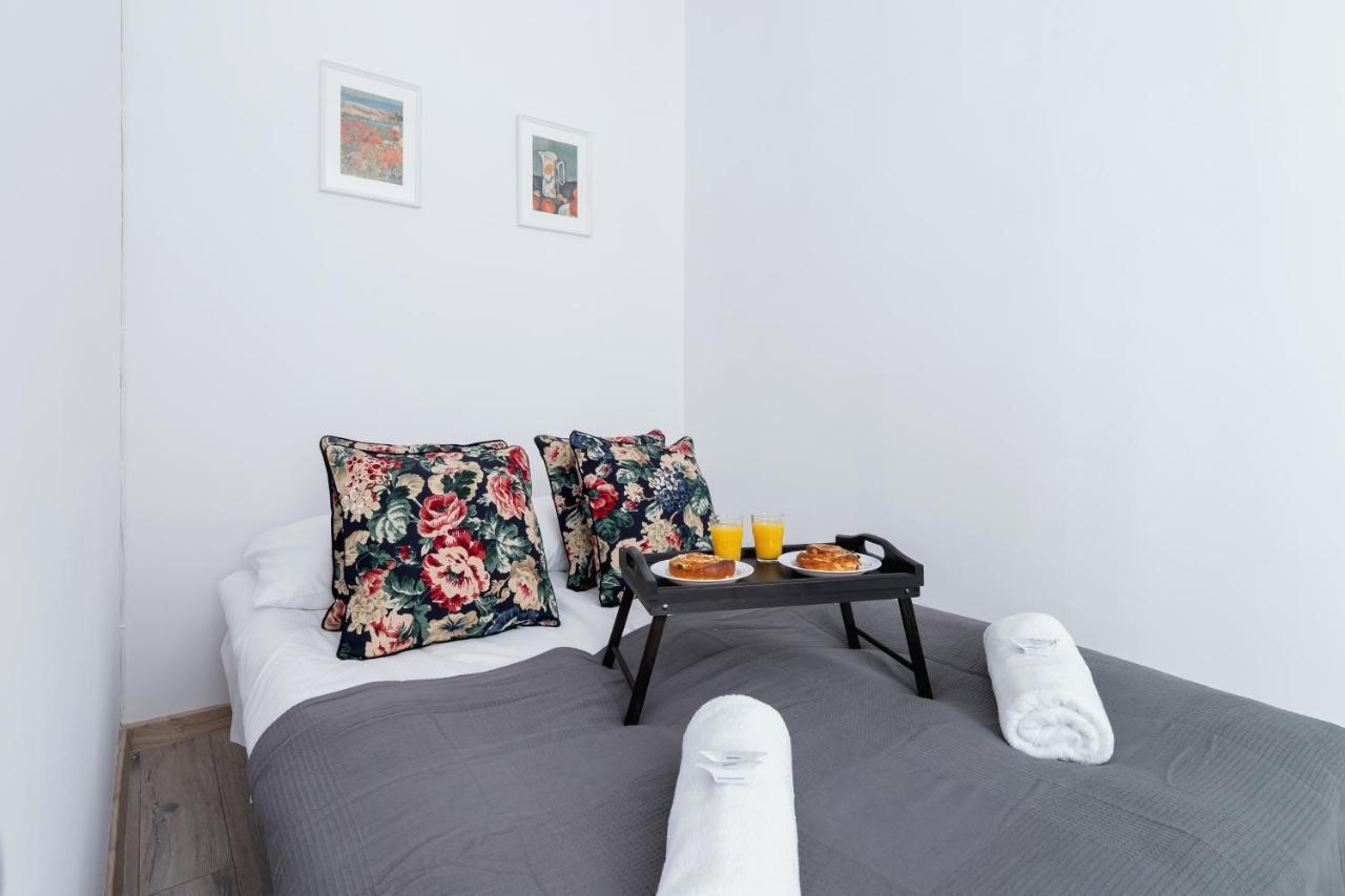 Apartment Bosacka Cracow By Renters Krakow