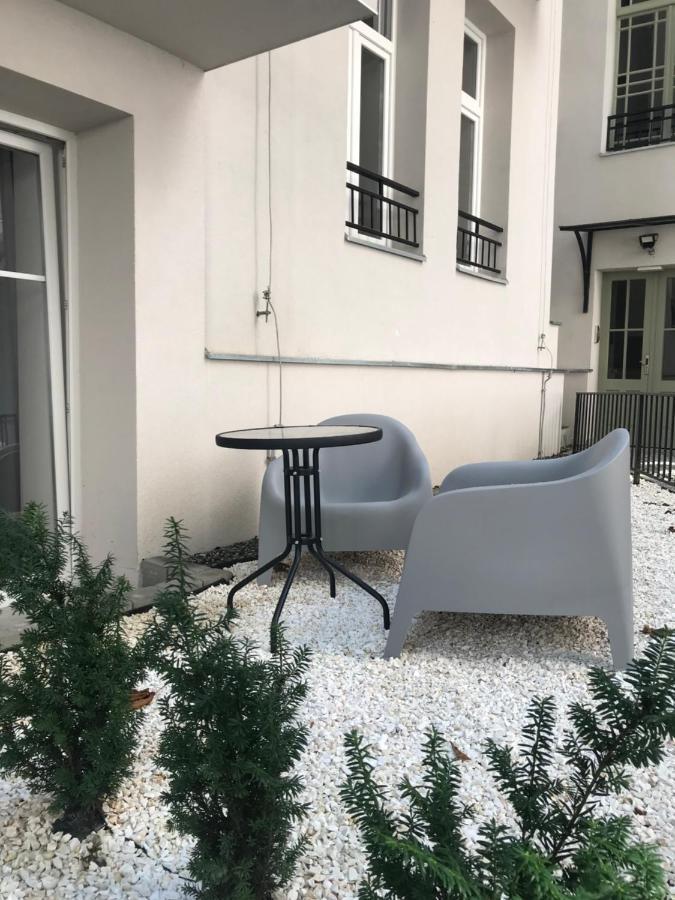 Historic Old Town Kazimierz 2 Garden View Apartment Krakow