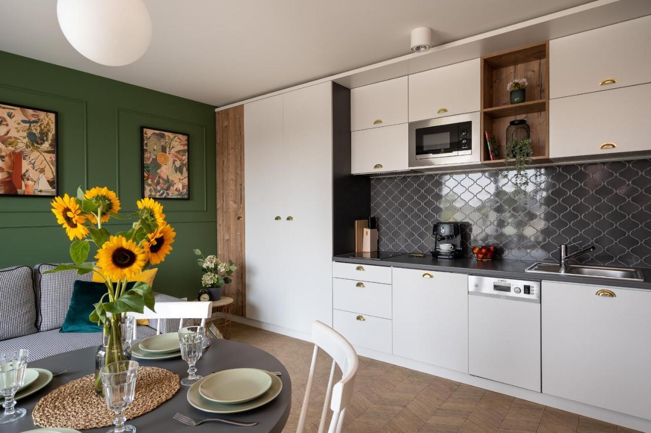 3 Minutes Old Town Apartment Krakow