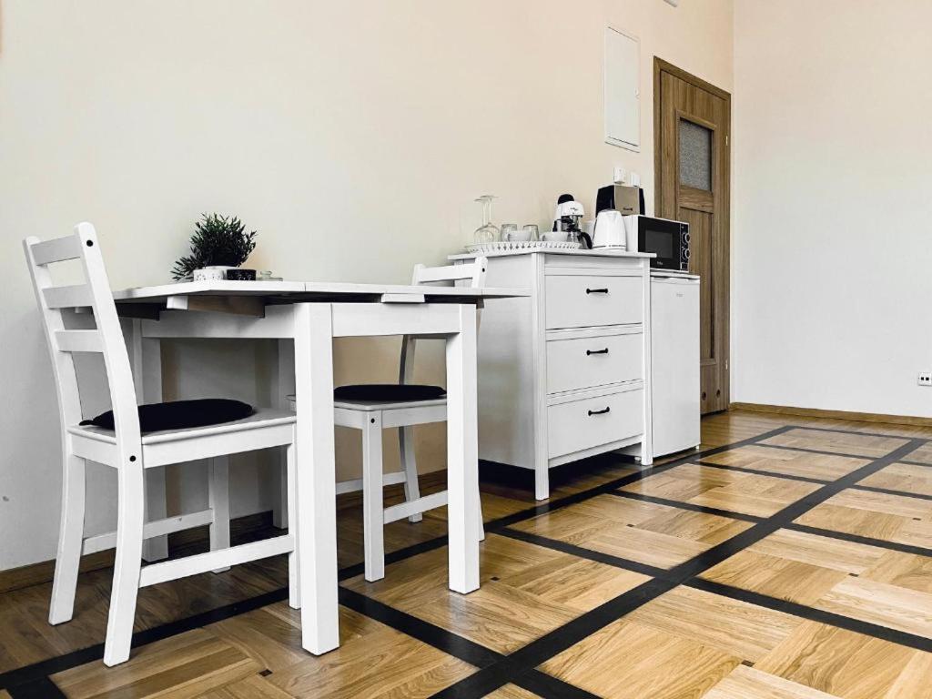 Moments Stare Style And Comfort Netflix Apartament