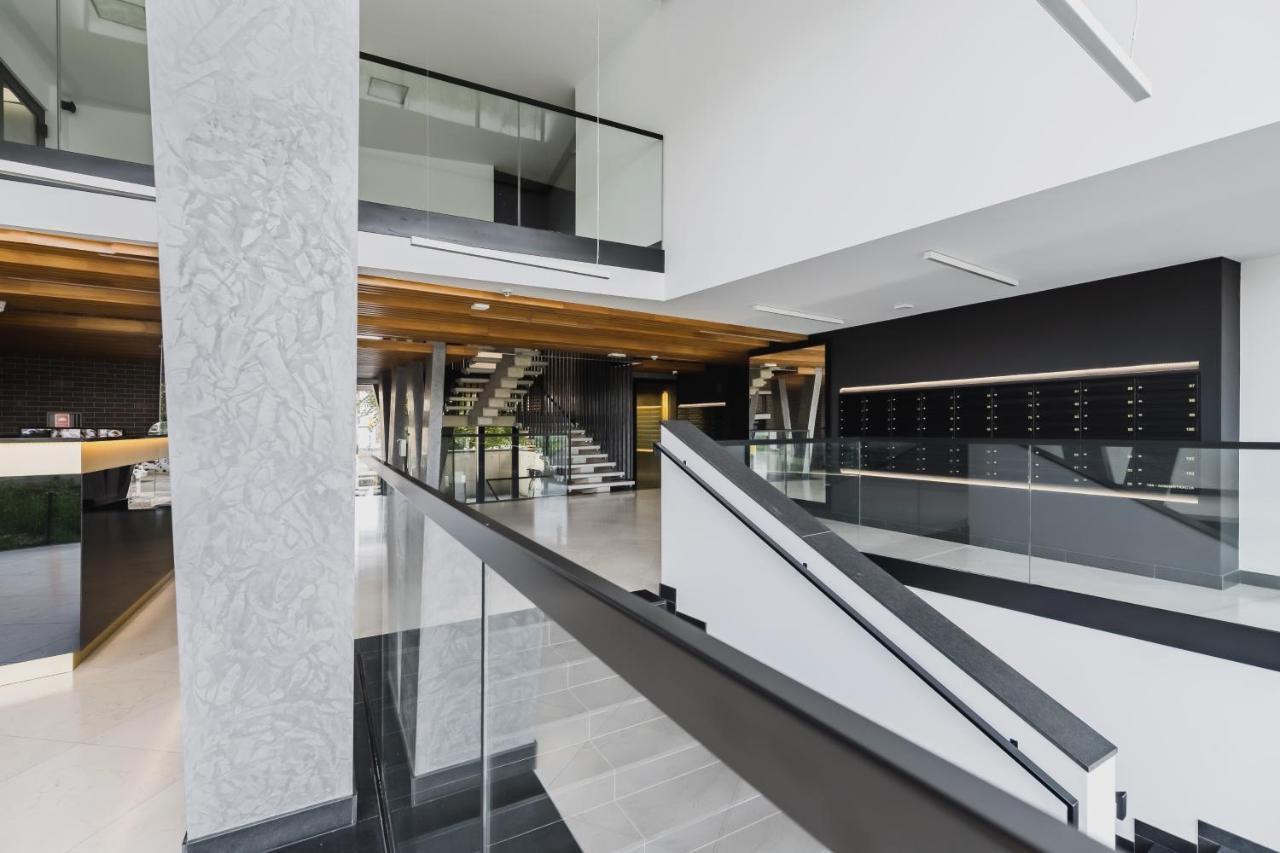 Riva Verona By Renters Prestige *