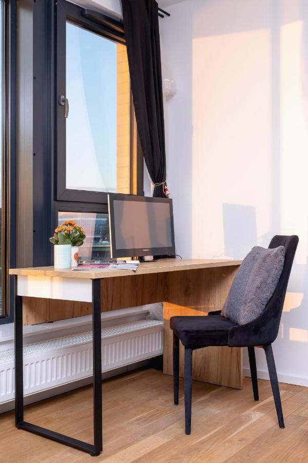 Riva Verona By Renters Prestige Apartment