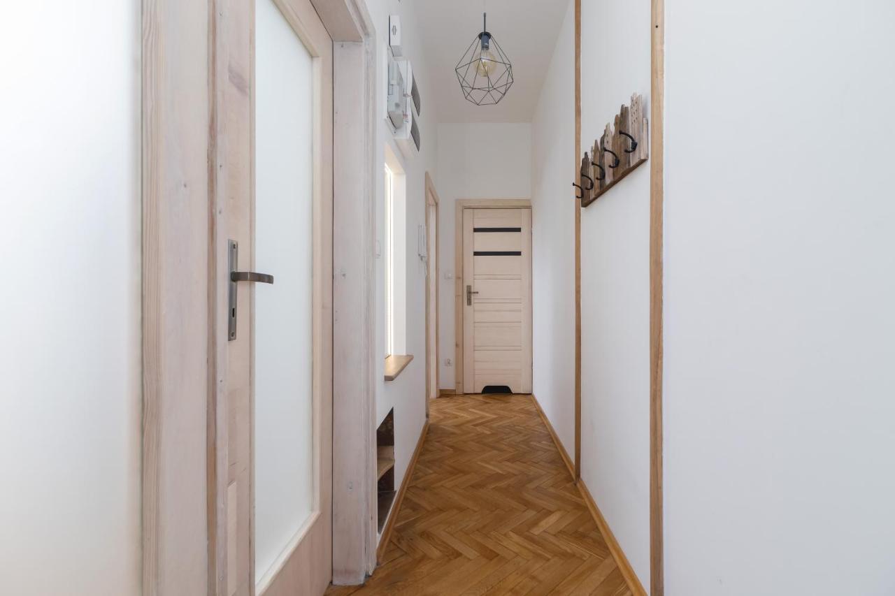Old Town Basztowa By Renters