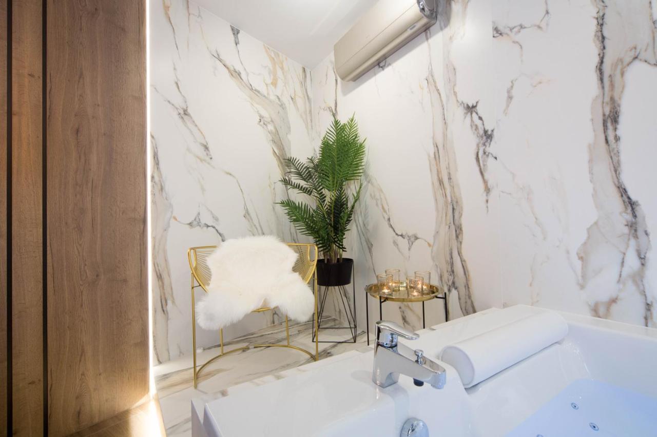 Apartament Jacuzzi Main Square *