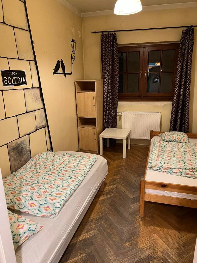 50 People Bis Apartment *