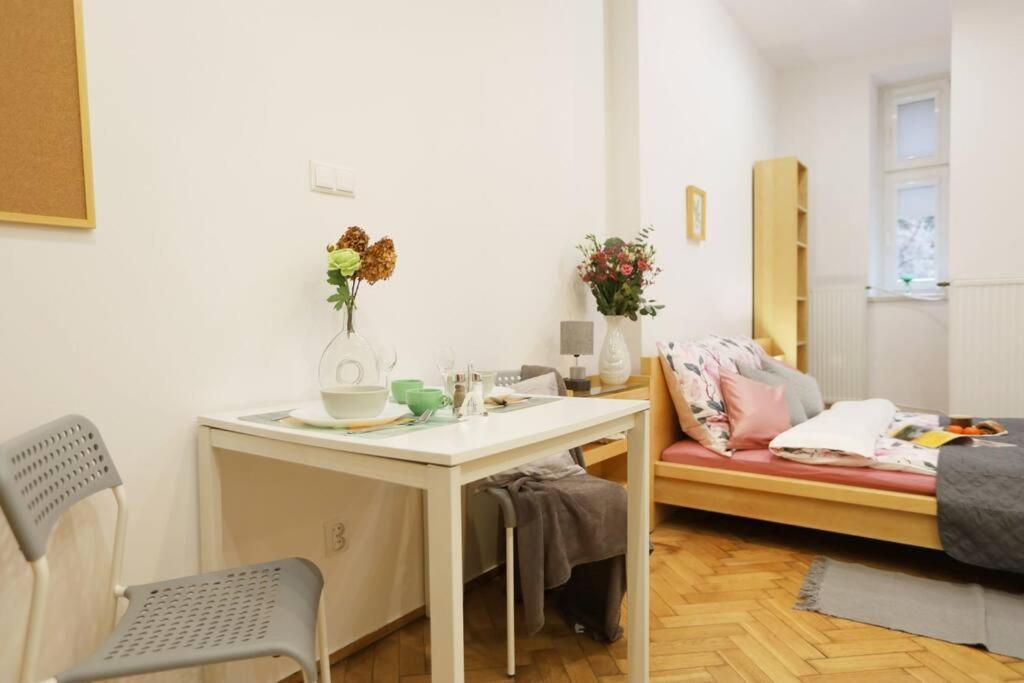 Batorego Cosy 2 *
