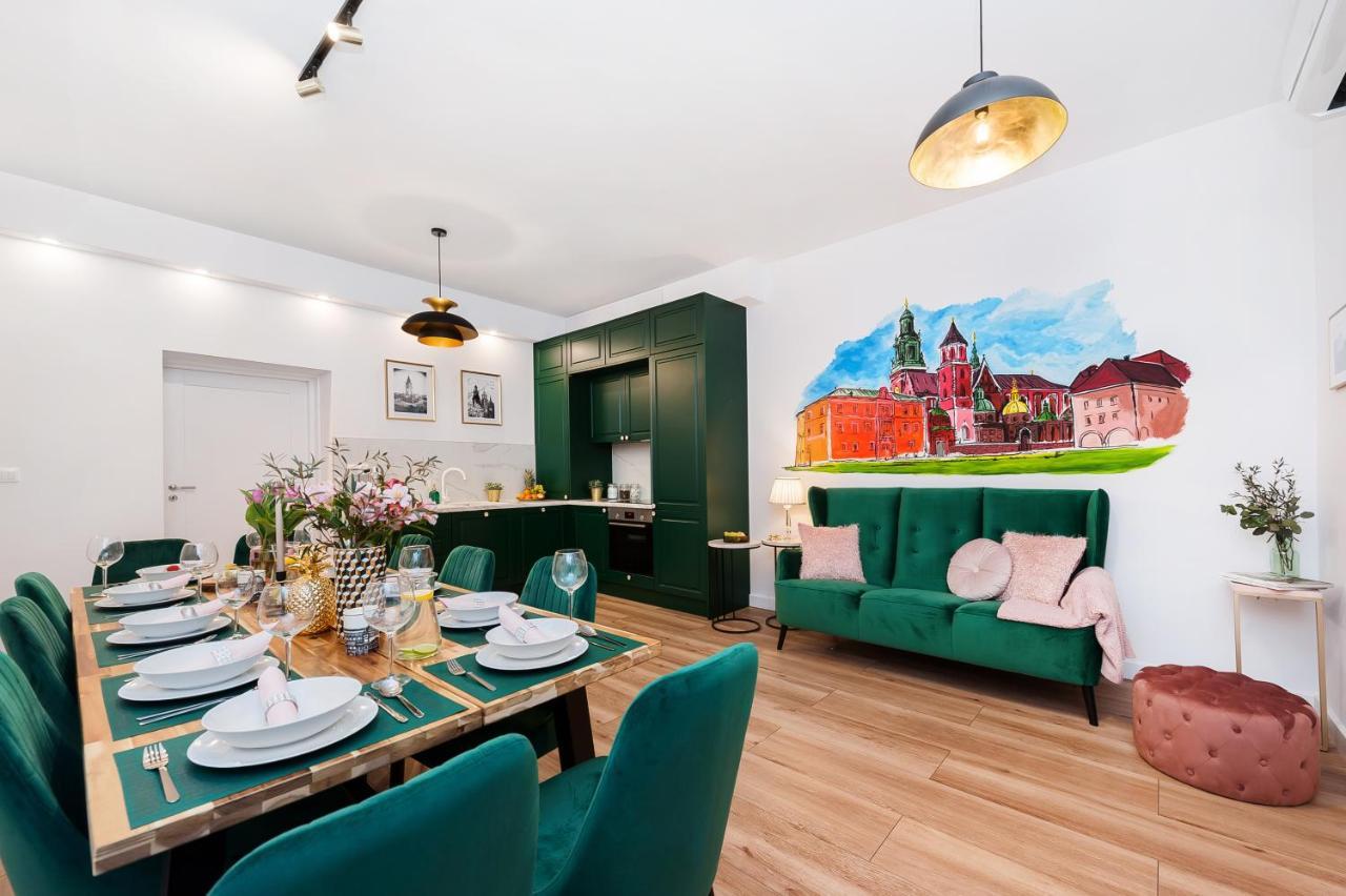 Luxury Old Town Apartment *