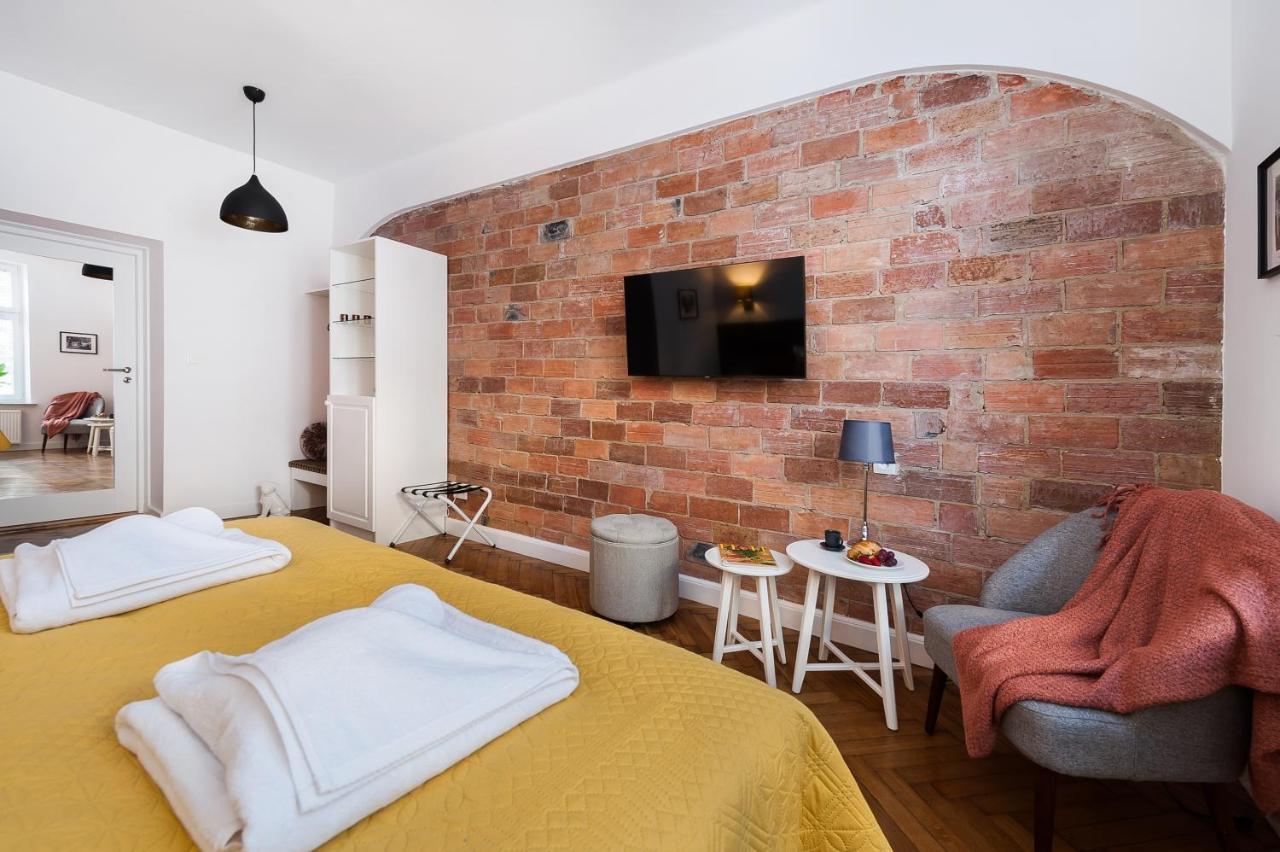 Luxury Old Town Apartment *