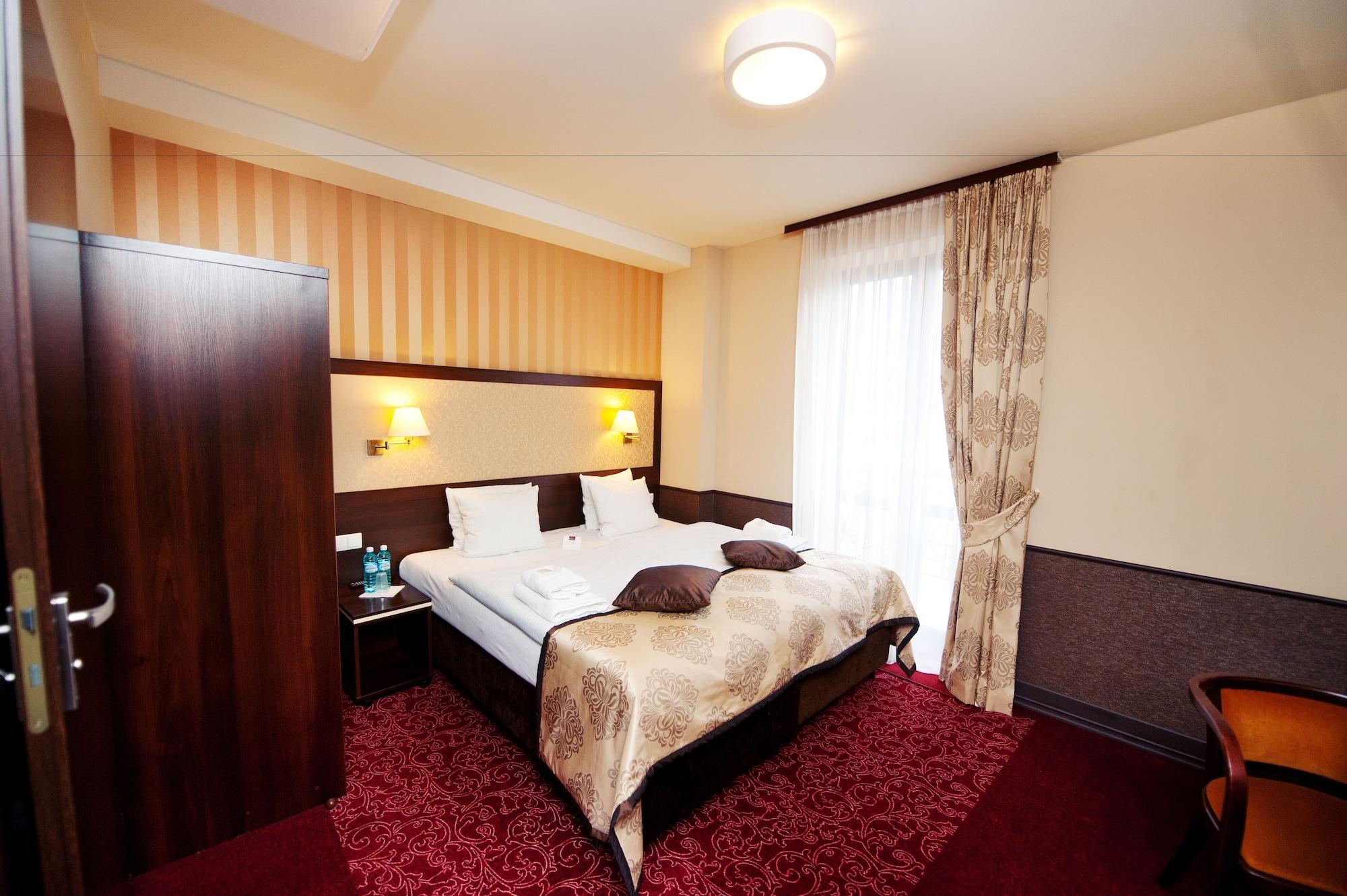 Wielopole 3*