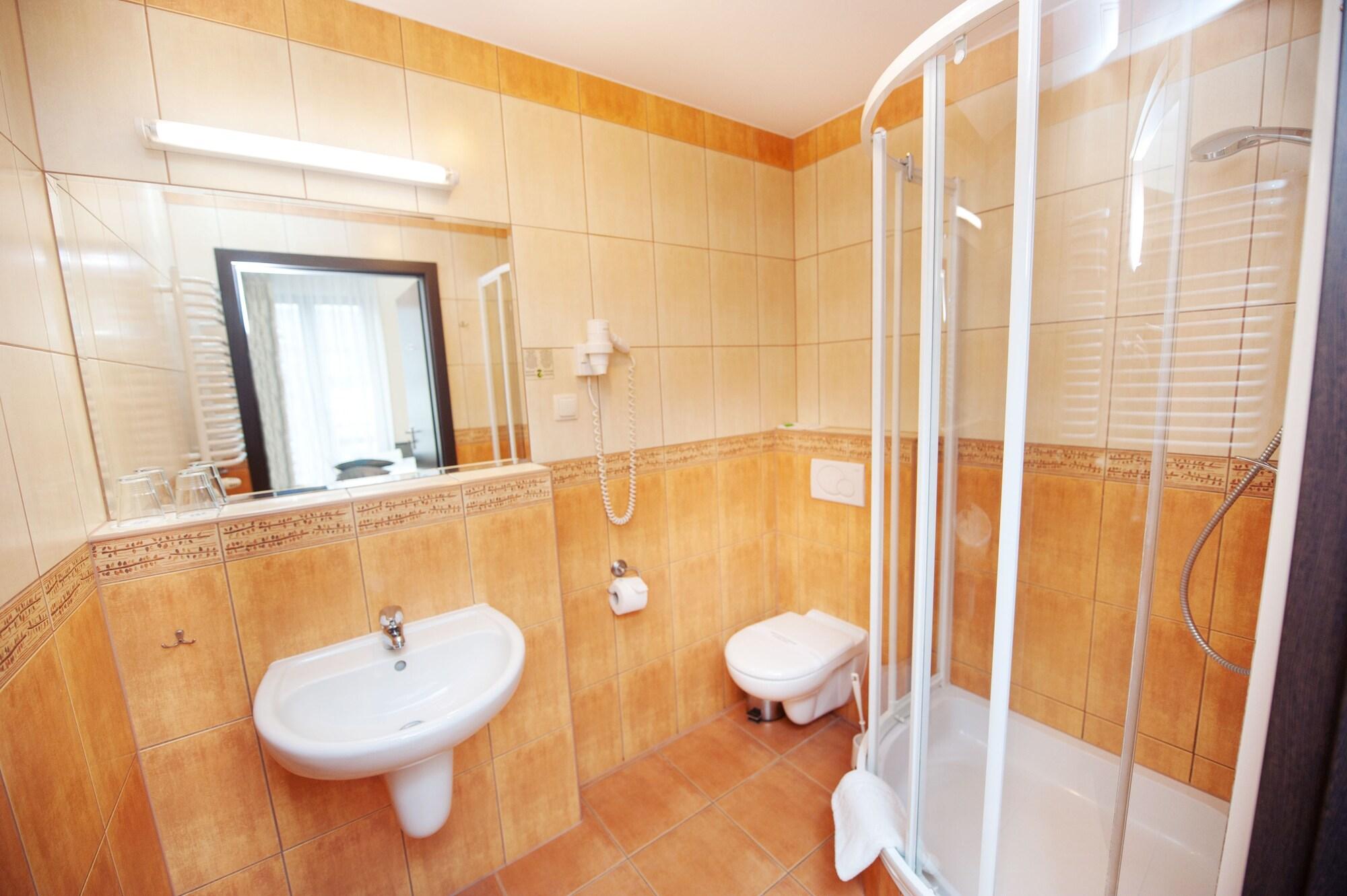 Wielopole 3*