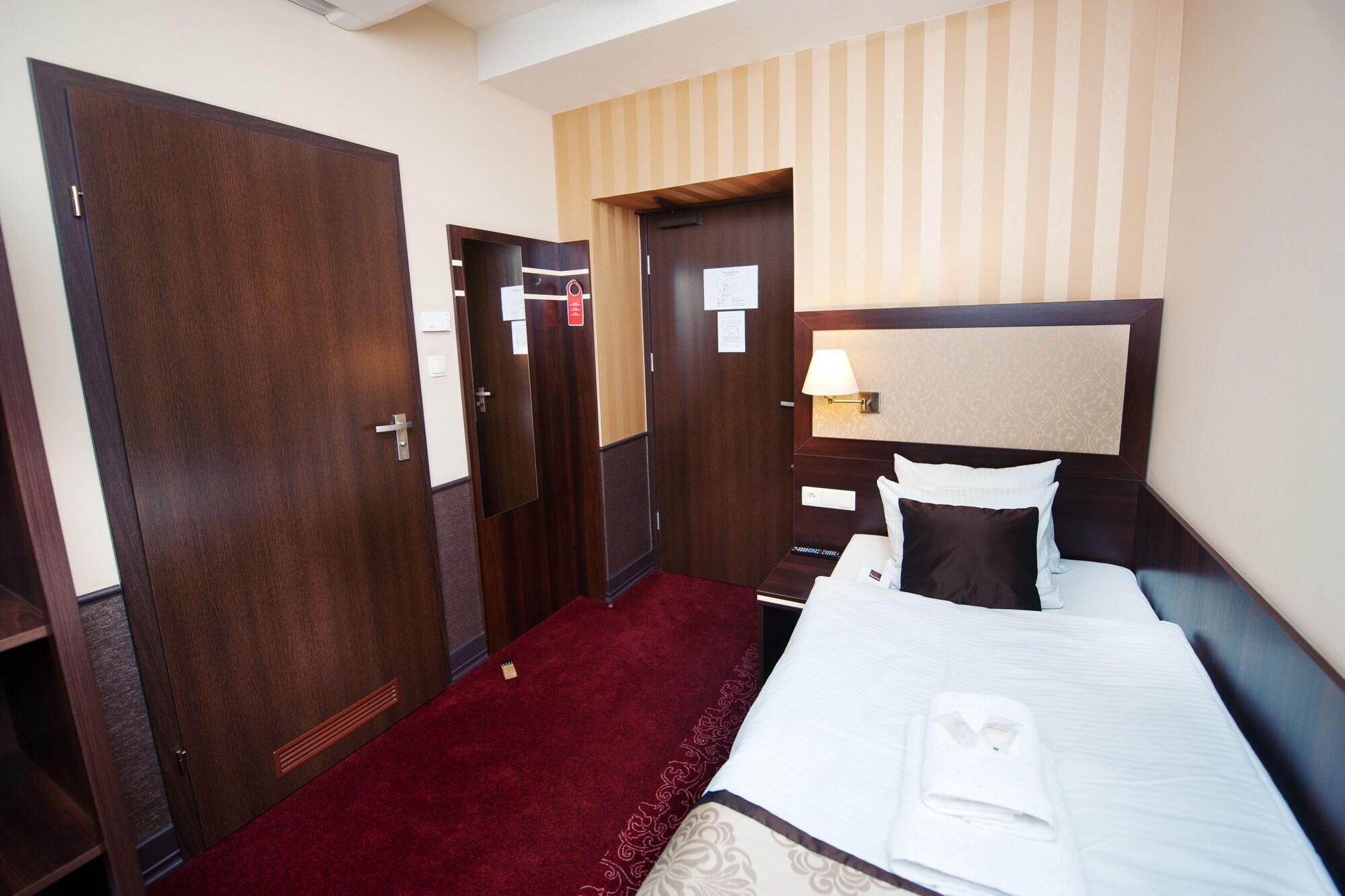 Hotel Wielopole 3*