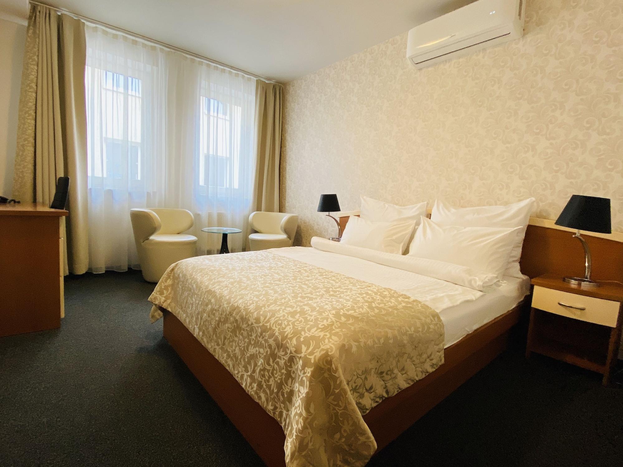 Hotel Atrium 3*