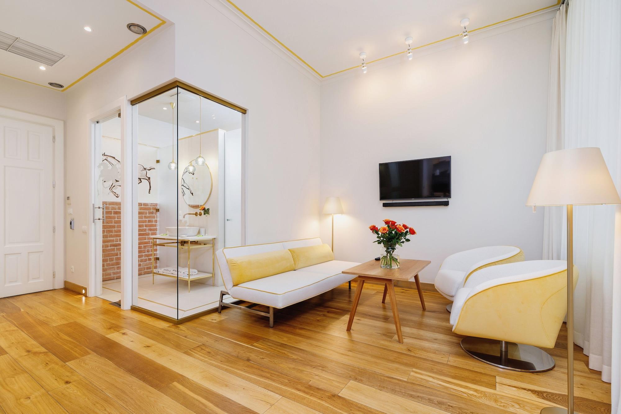 Bracka 6 Aparthotel 4*