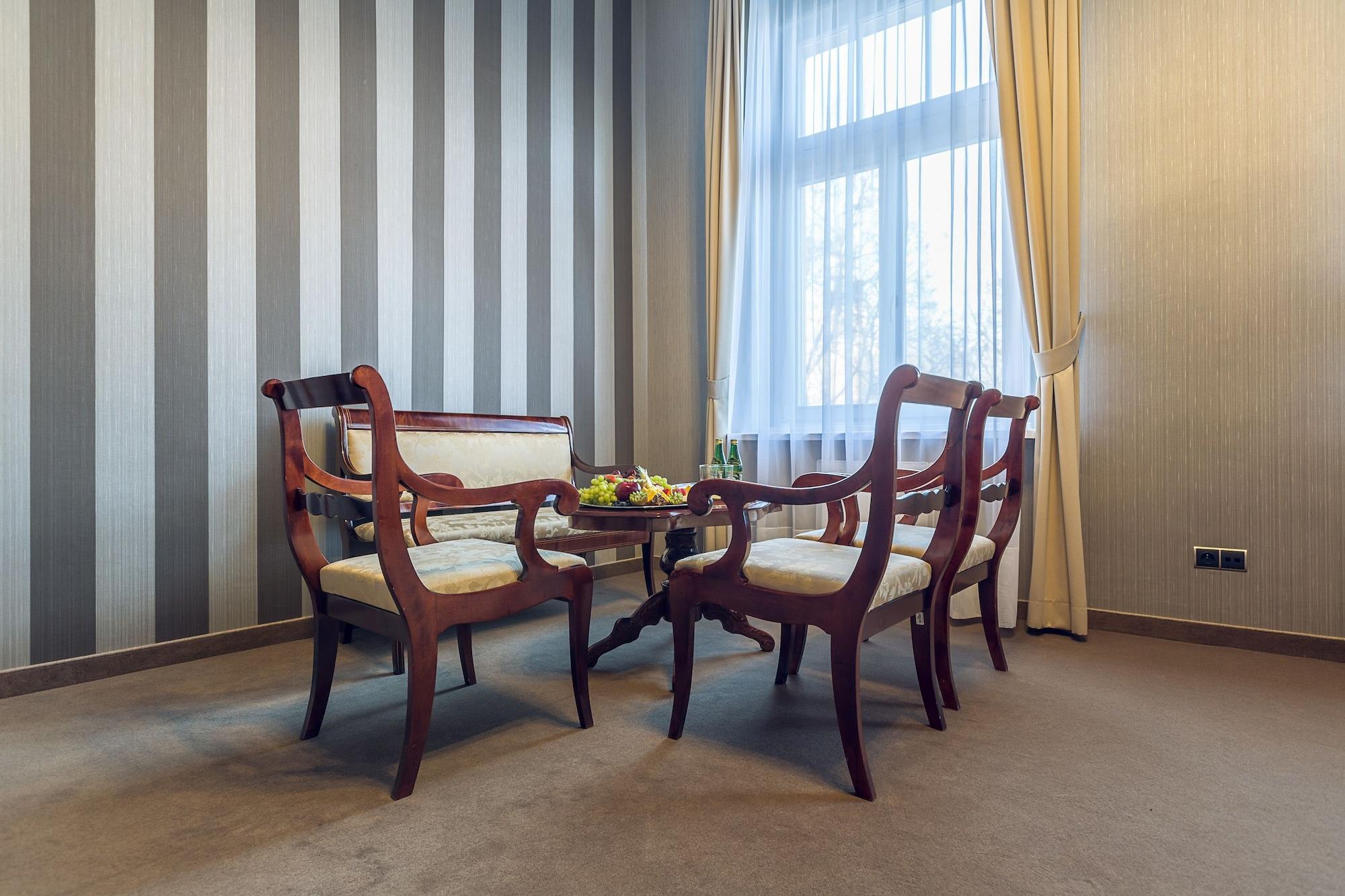 Hotel Royal