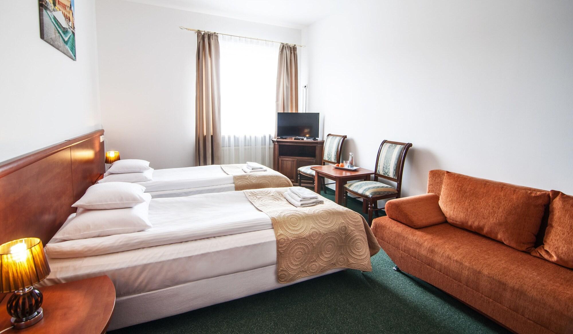 Artur Hotel