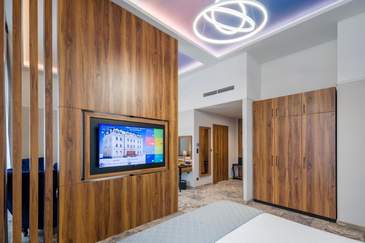 Sky Hotel