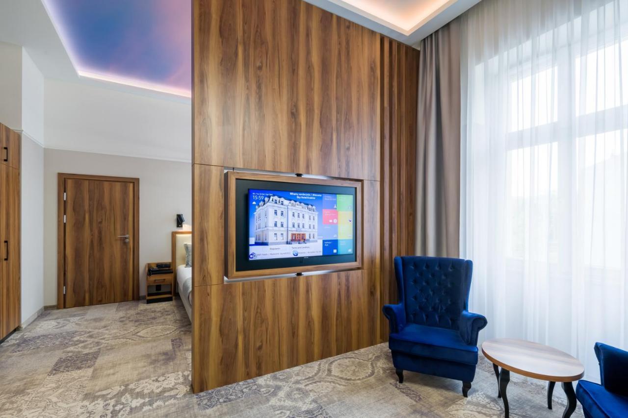 Sky Hotel