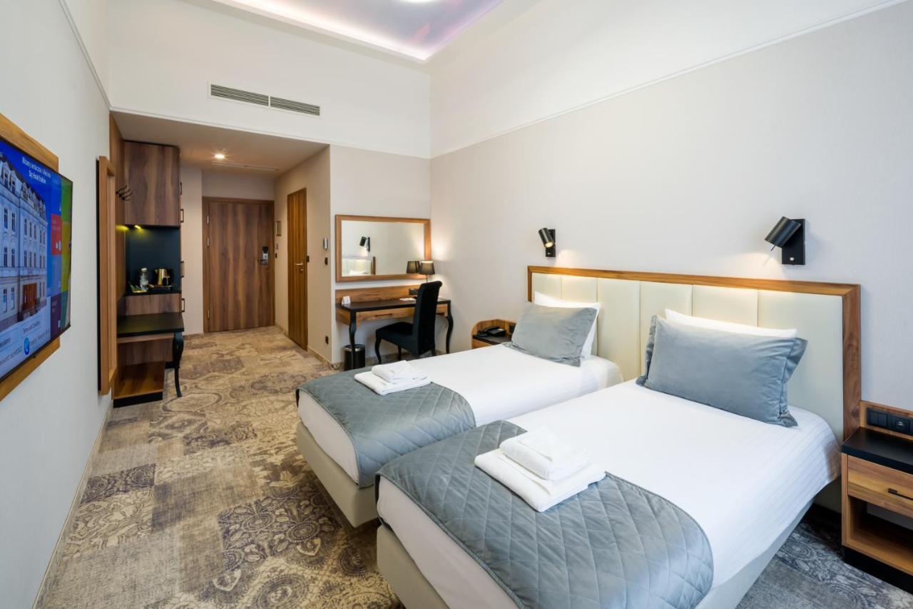 Hotel Sky 4*