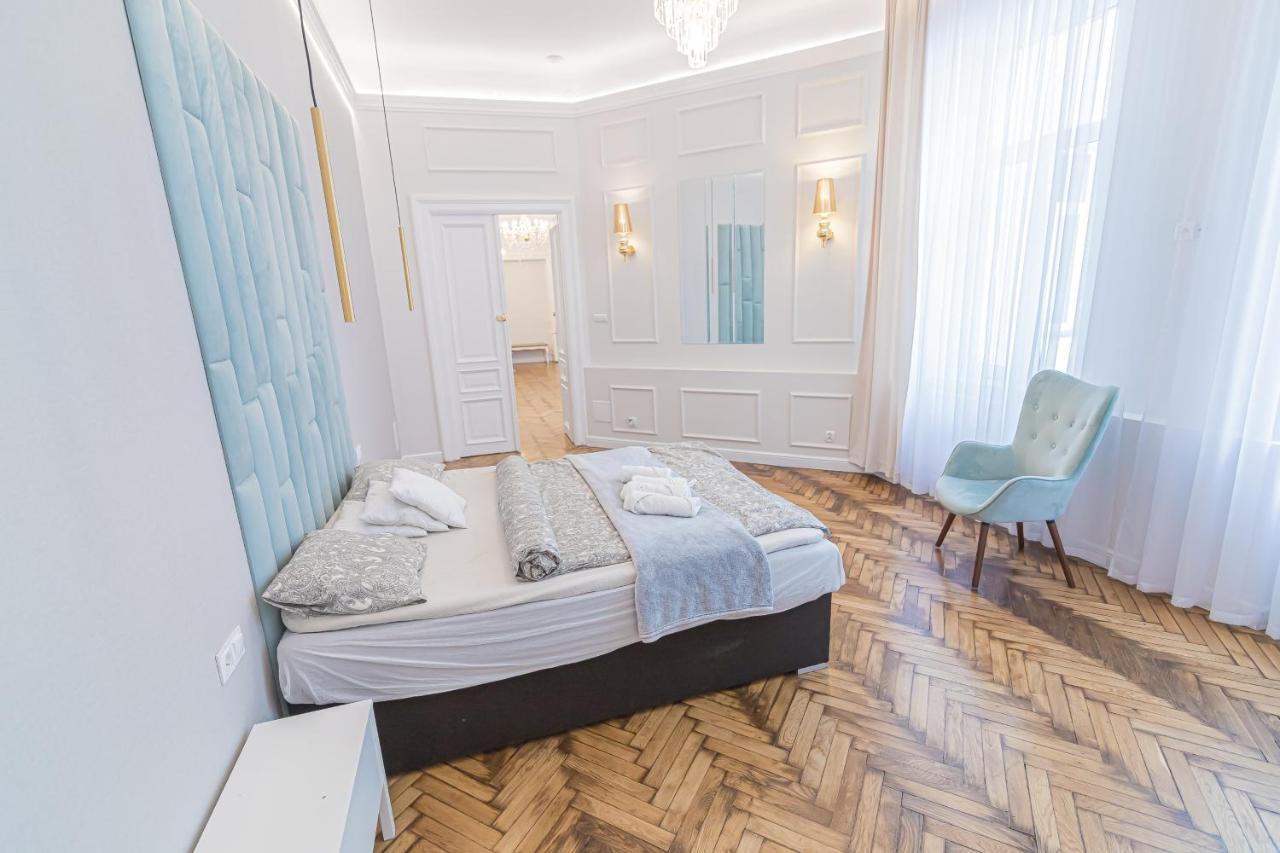 Apartment Royal