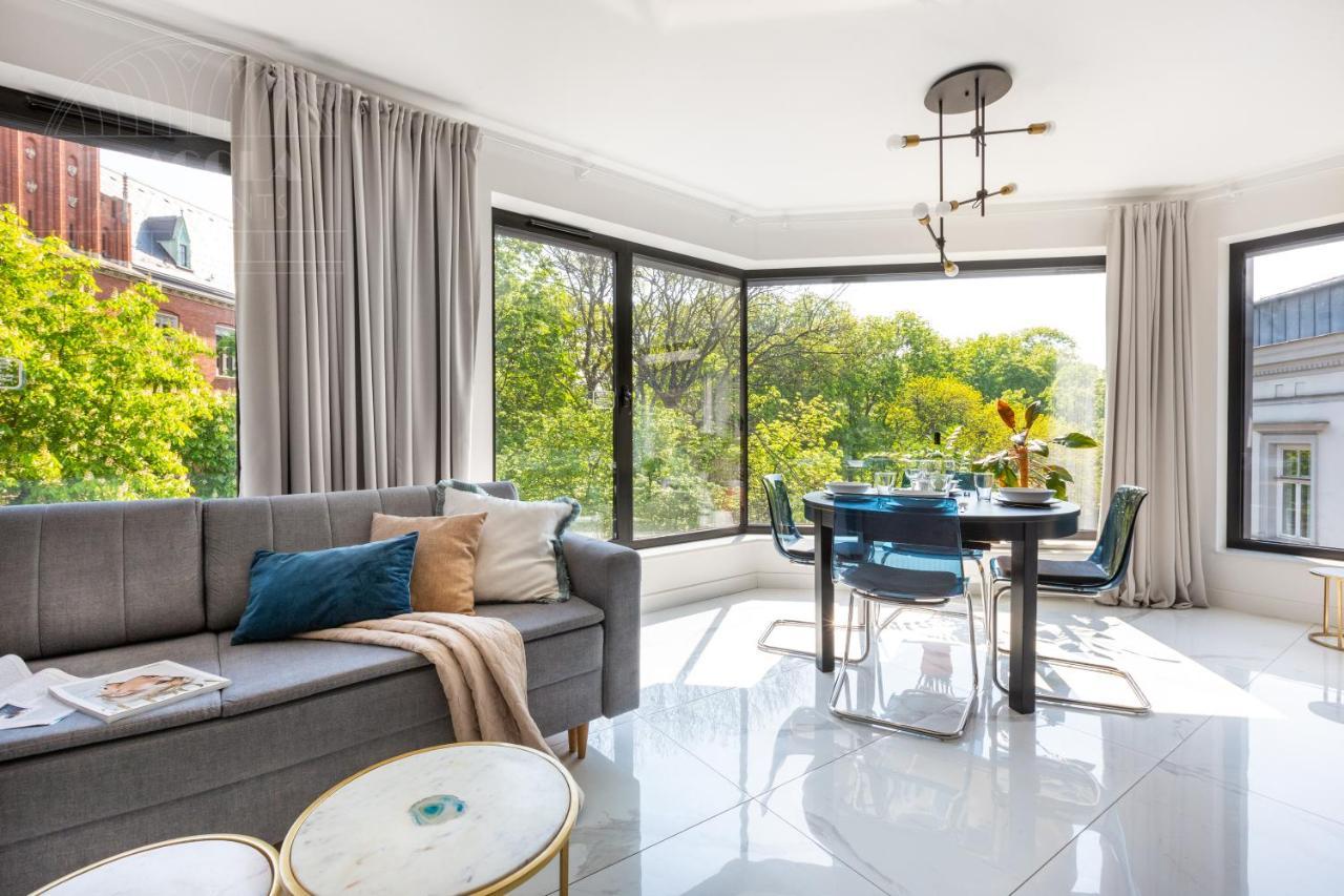 Modern View Of Planty Park Apartment Krakow