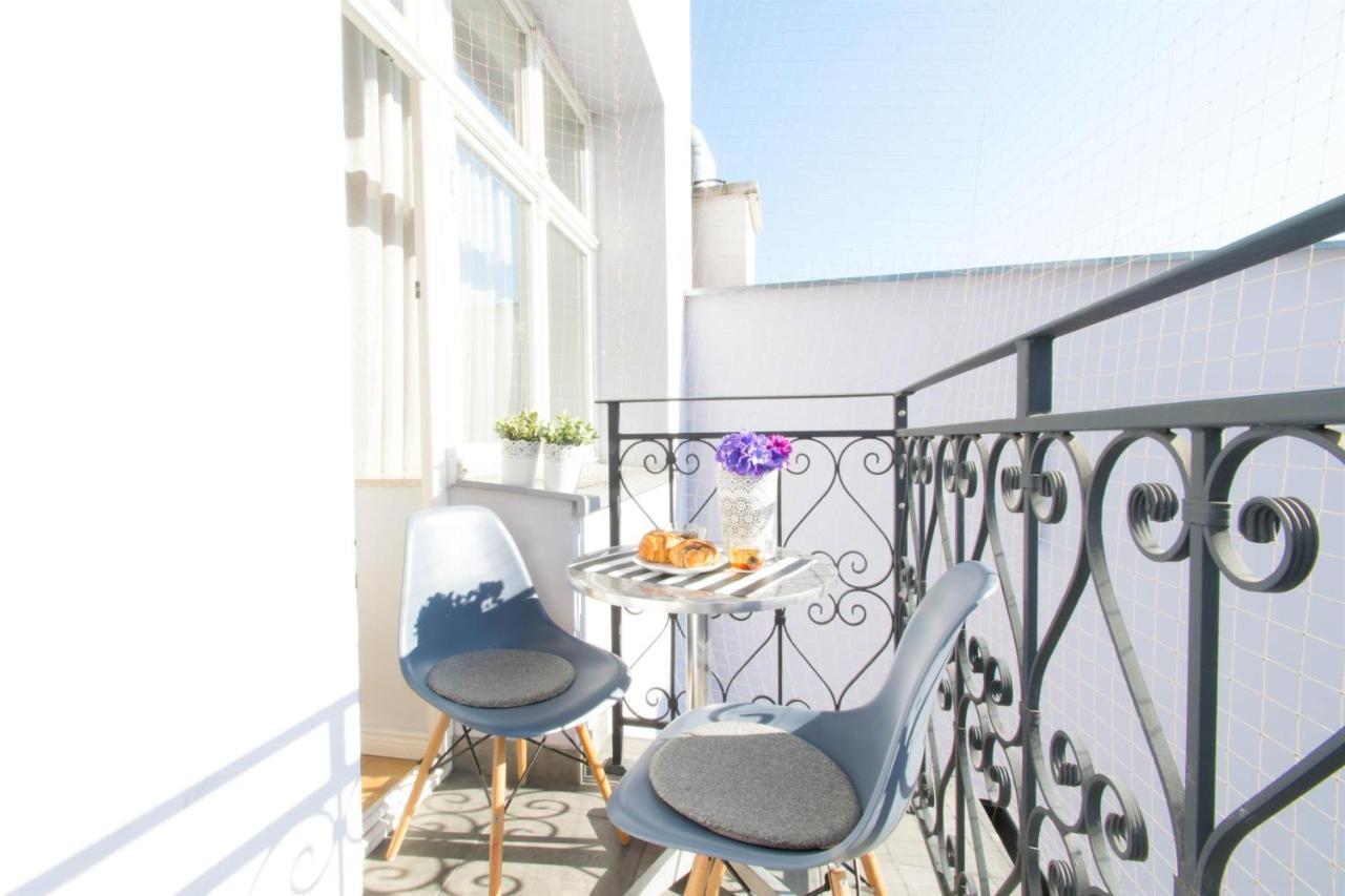 Apartment Krupnicza Modern Old Town - By Upstairs Krakow