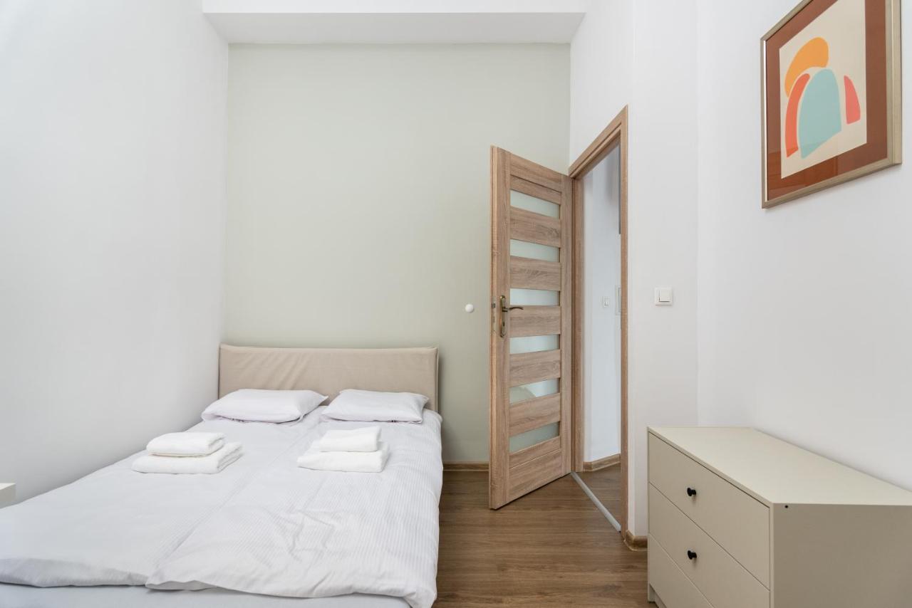 Kollataja - 2 Bedroom Old Town - By Upstairs *