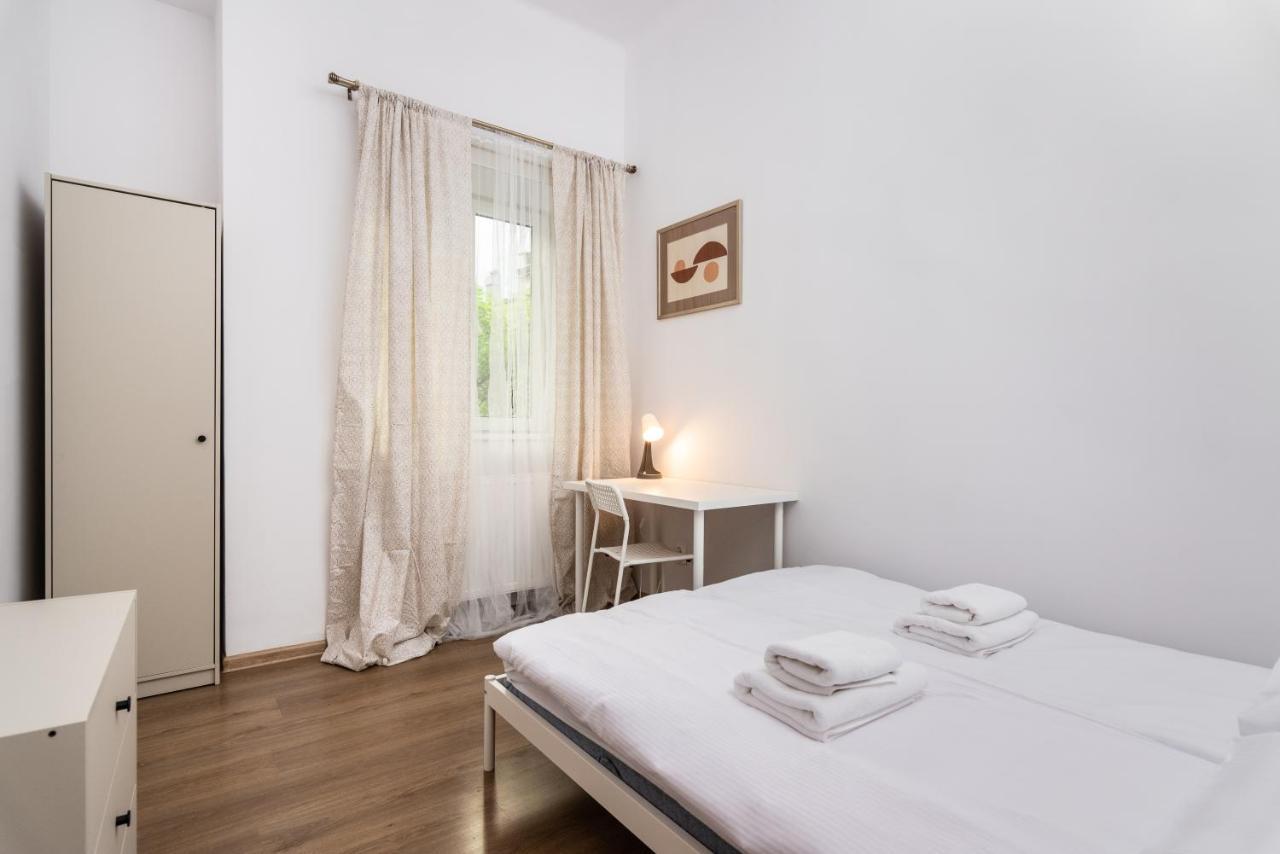 Kollataja - 2 Bedroom Old Town - By Upstairs Apartment Krakow