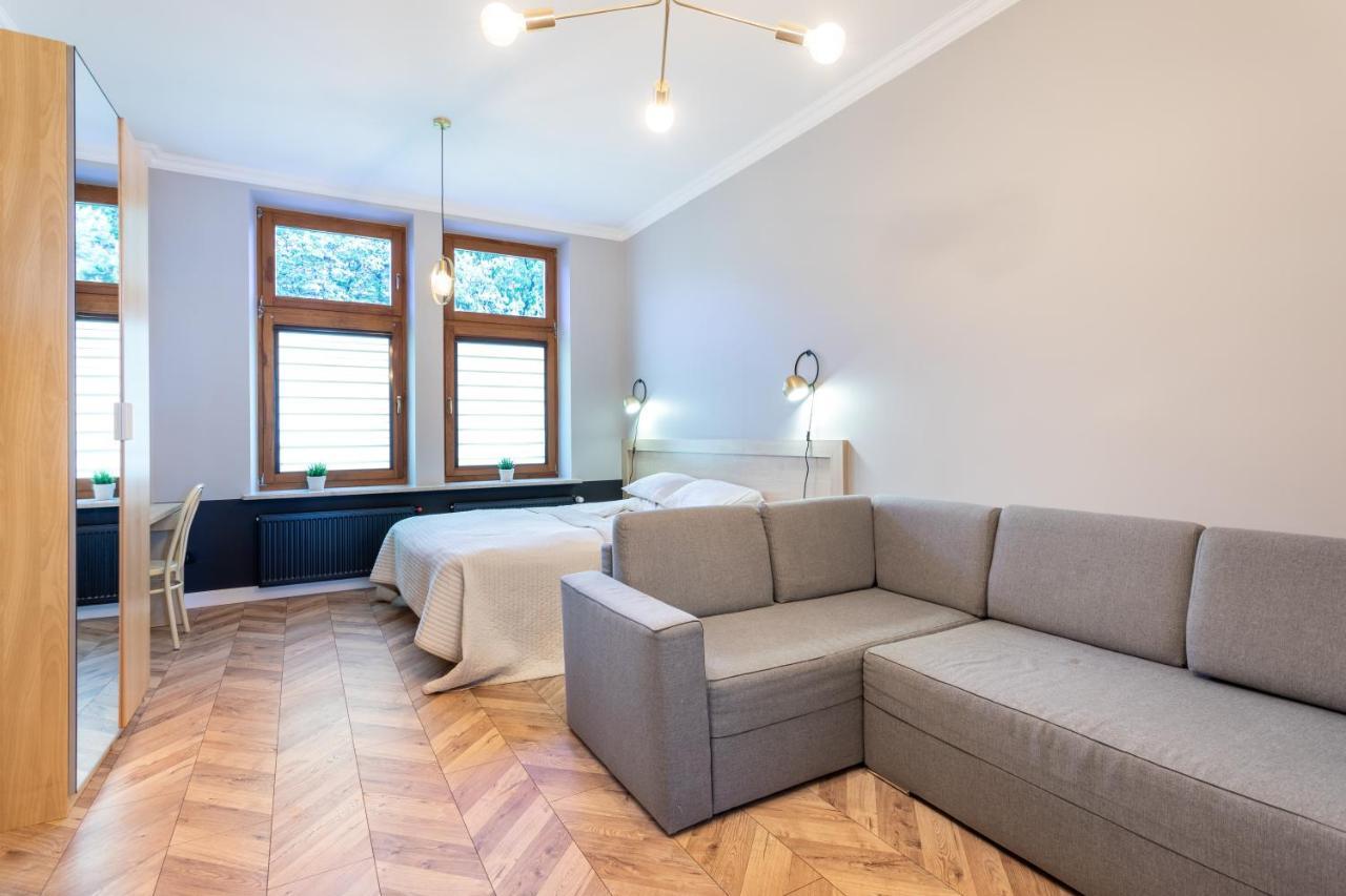 Appartement Lazarza 17 *