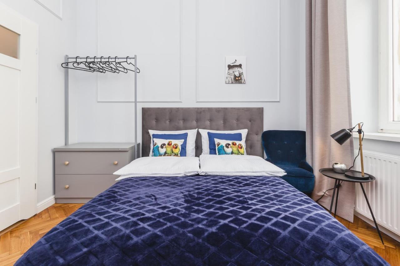 Traveler's Choice - Old Town - By Upstairs Apartamento