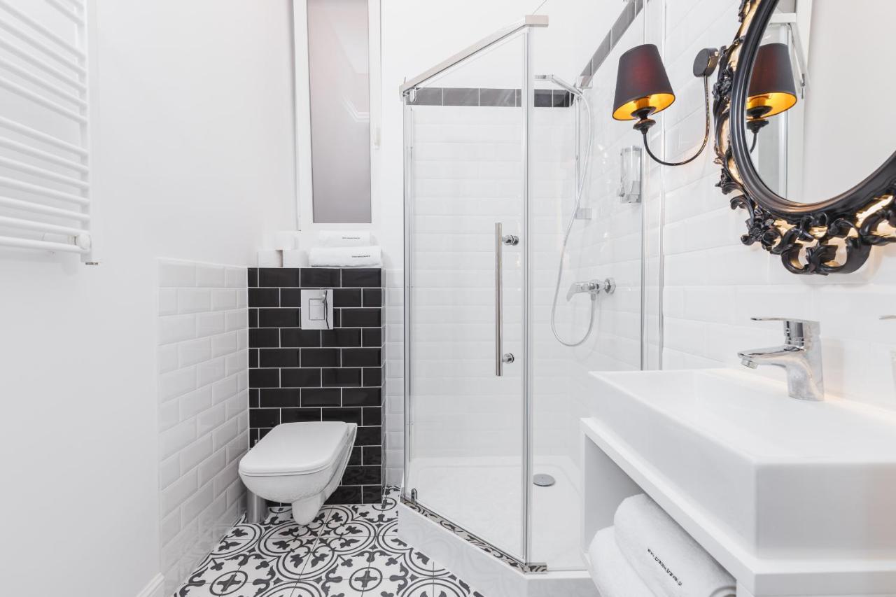 Traveler's Choice - Old Town - By Upstairs Apartamento