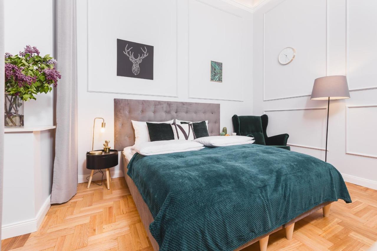 Traveler's Choice - Old Town - By Upstairs Apartamento