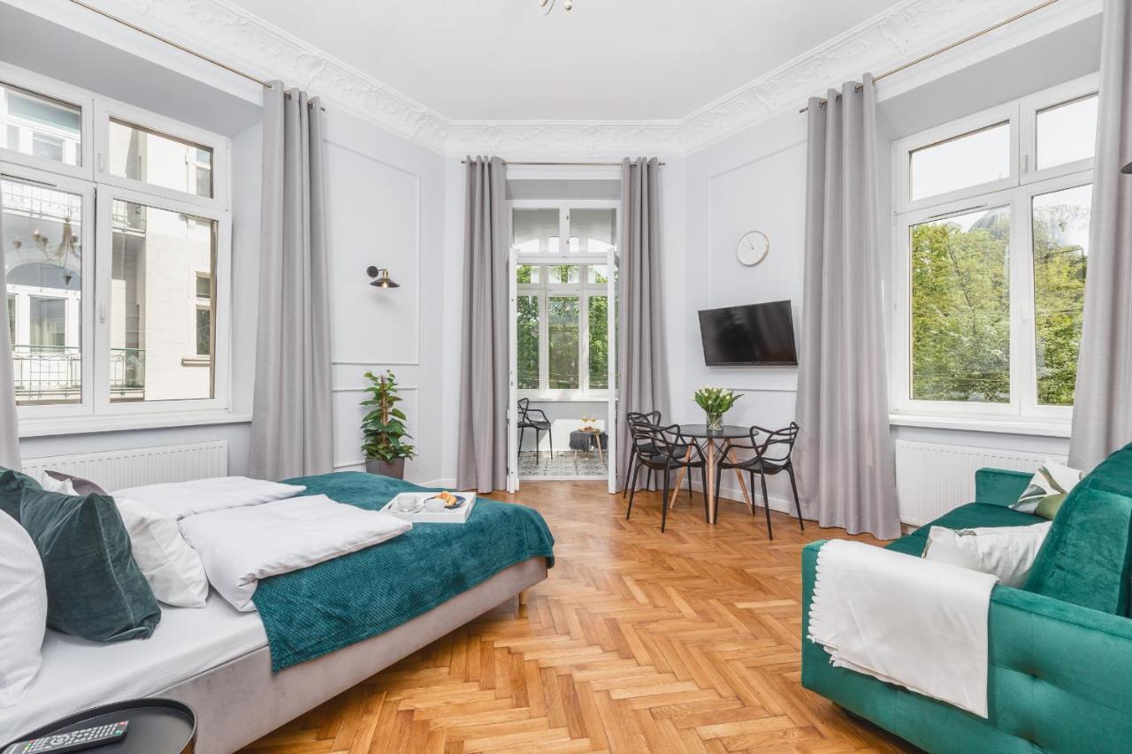 Traveler's Choice - Old Town - By Upstairs Apartamento Cracóvia