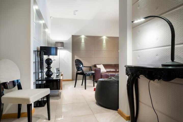 Lux Modern