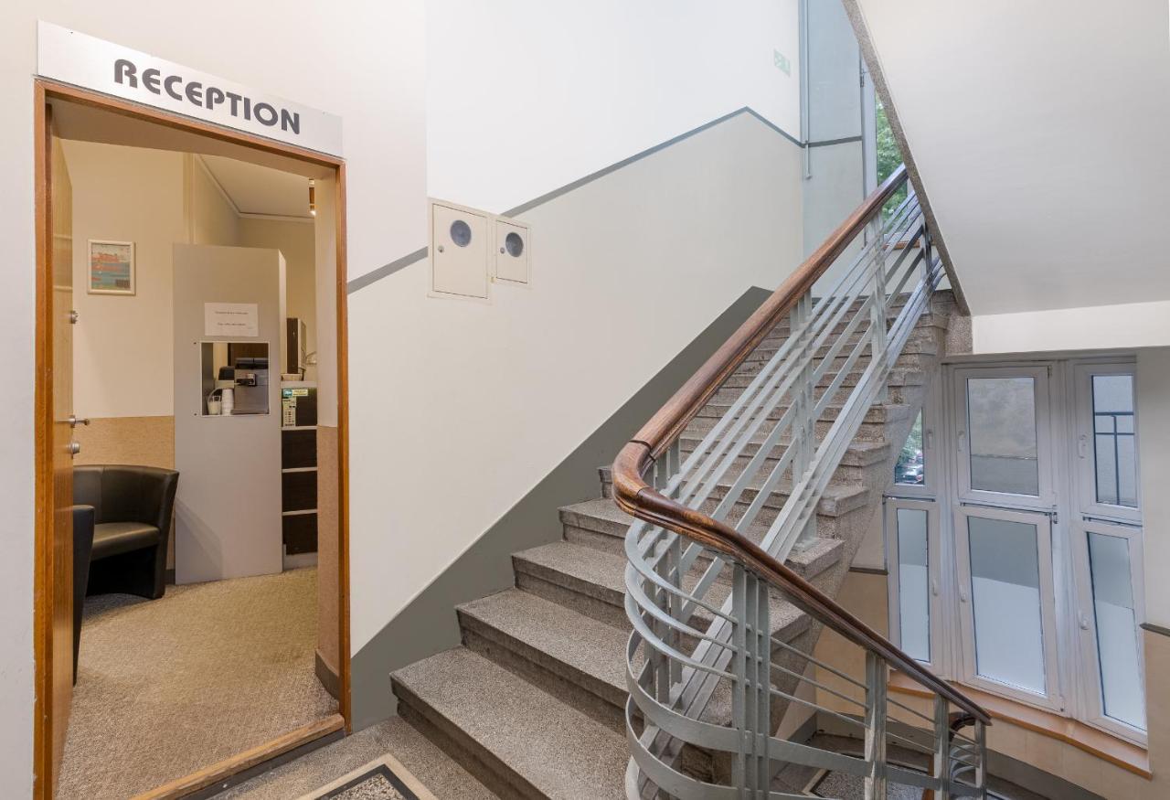 Daniel Griffin By Artery Aparthotel 3*